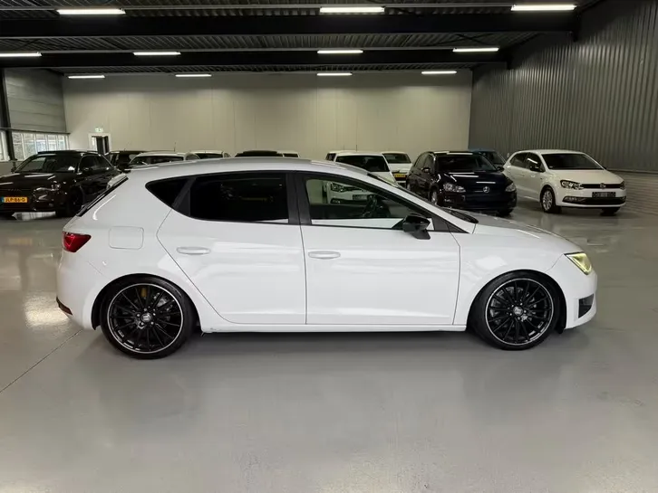 Seat Leon 1.4 TSI ACT FR SCHROEFSET/LED/PDC/CRUISE/STOELVRM