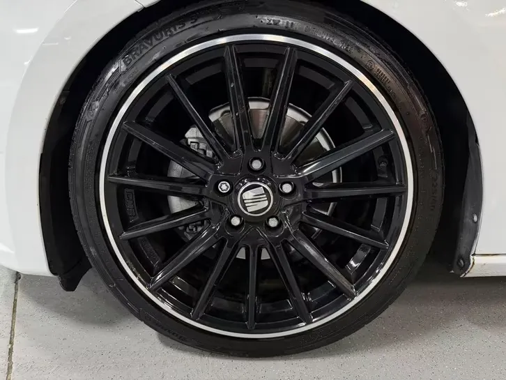 Seat Leon 1.4 TSI ACT FR SCHROEFSET/LED/PDC/CRUISE/STOELVRM