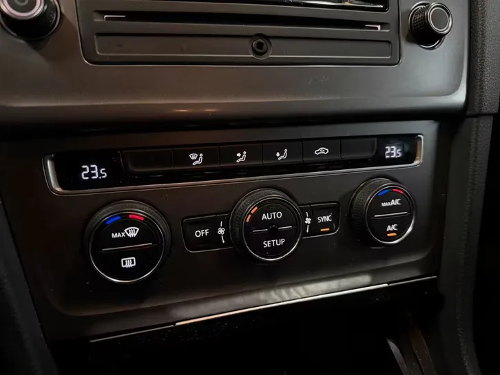 Volkswagen Golf 1.4 TSI ACT Higline AIRCO/PDC/APK/17INCH