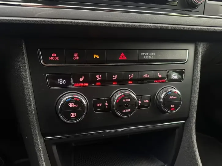 Seat Leon 1.4 TSI ACT FR SCHROEFSET/LED/PDC/CRUISE/STOELVRM